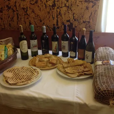 Le Copertelle Affittacamere Serra San Quirico
